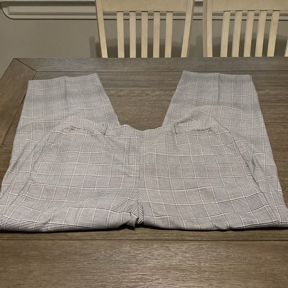NWT Womens Lane Bryant Black and white plaid/houndstooth dress pants | Size 20 - Picture 3 of 10